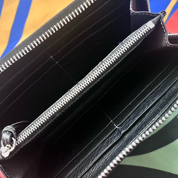 Chloe Paddington Black Leather Zip Around Long Wallet - Picture 2 of 4